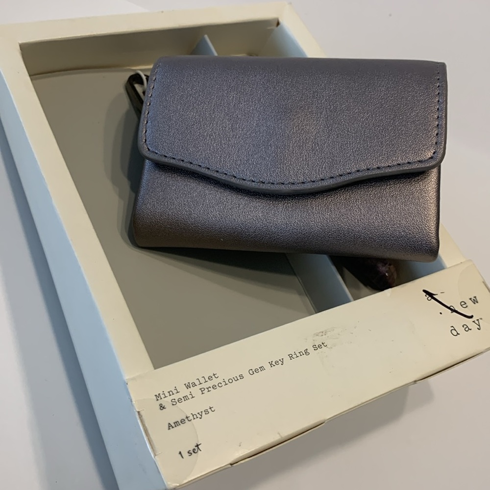 A New Day Metallic Gray Mini Wallet & Semi Precious Amethyst Gem Key Ring Set - Picture 5 of 13